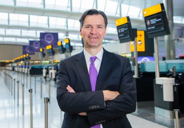 Heathrow to give Government COVID testing data