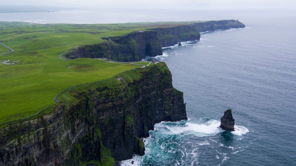 Visit the Cliffs of Moher Free: Skip the Visitor Centre Fee Visit the Cliffs of Moher Free: Skip the Visitor Centre Fee