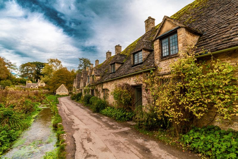 Cotswolds Hidden Gems: Free & Cheap Beyond the Postcards Cotswolds England 2