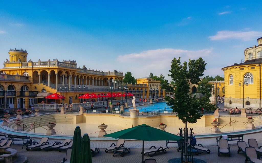 Budapest on a Budget: Free Thermal-Bath Views & Ruin Bars